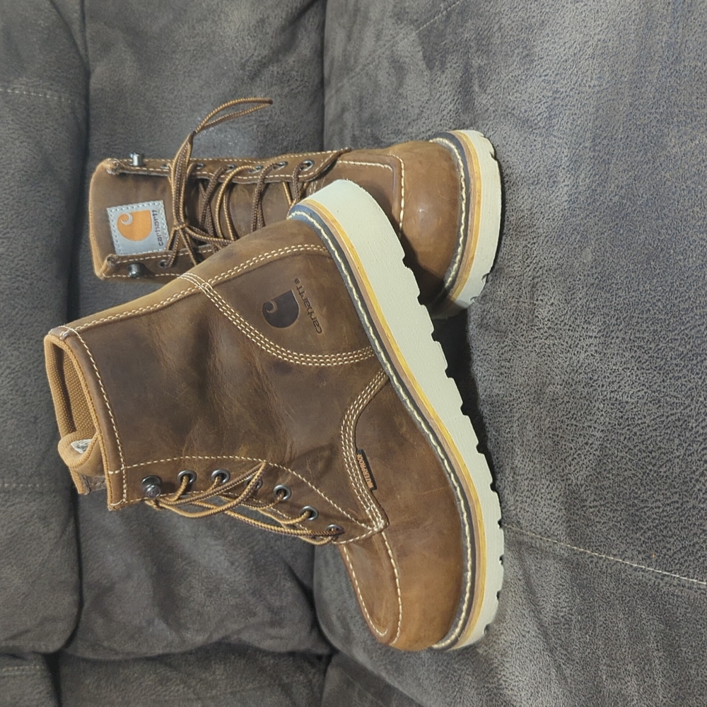 Like New Carhartt work boots!